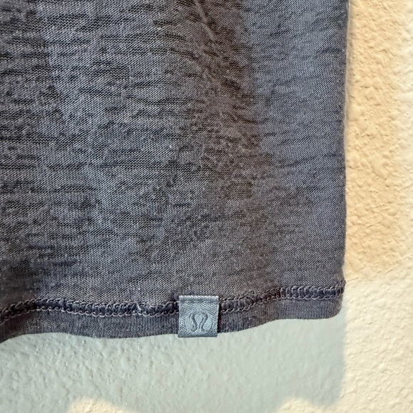 Lululemon Breeze Through Slate Gray Sleeveless Twist Tank Top - Picture 3 of 7